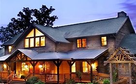 Bent Creek Lodge Bed & Breakfast  3* United States